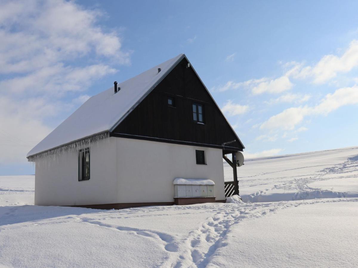 Holiday Home Holiday Hill 42 By Interhome Cista  Zewnętrze zdjęcie