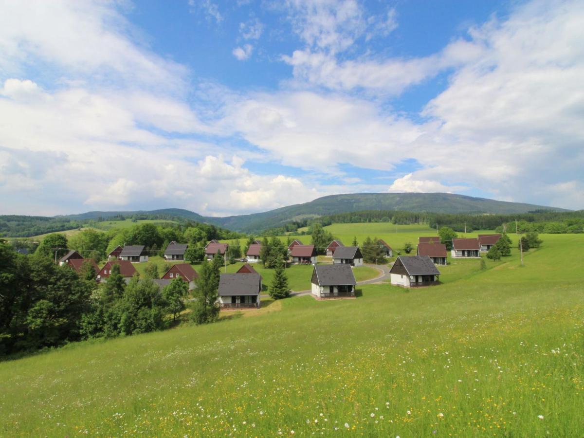 Holiday Home Holiday Hill 42 By Interhome Cista  Zewnętrze zdjęcie