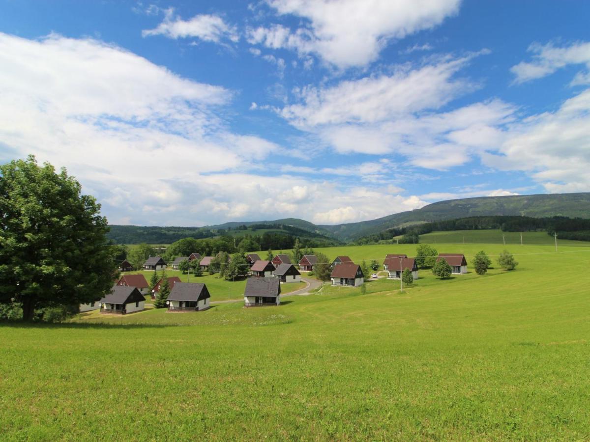 Holiday Home Holiday Hill 42 By Interhome Cista  Zewnętrze zdjęcie